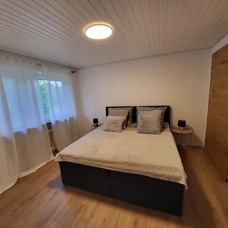 Apartman Schoene 2 Zimmerwohnung In